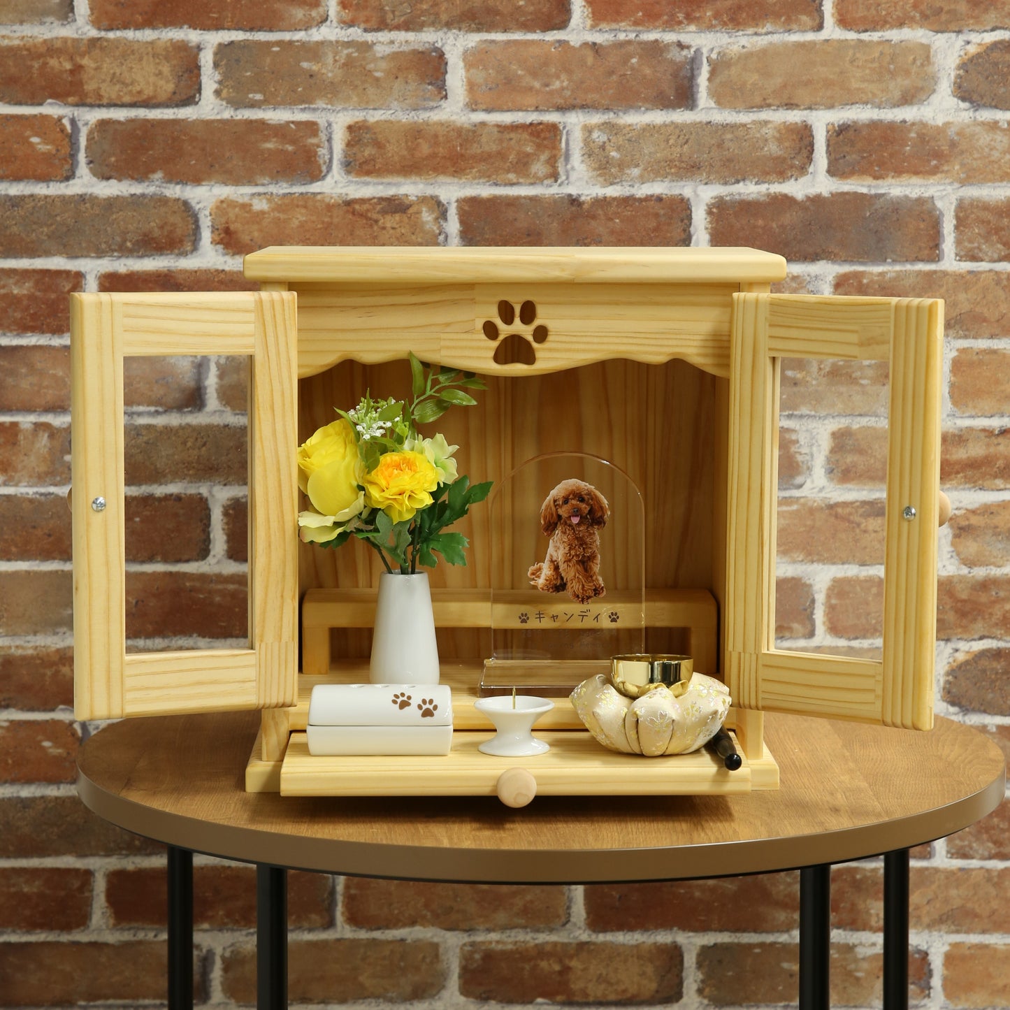 ガラス扉　足あとカントリー仏壇