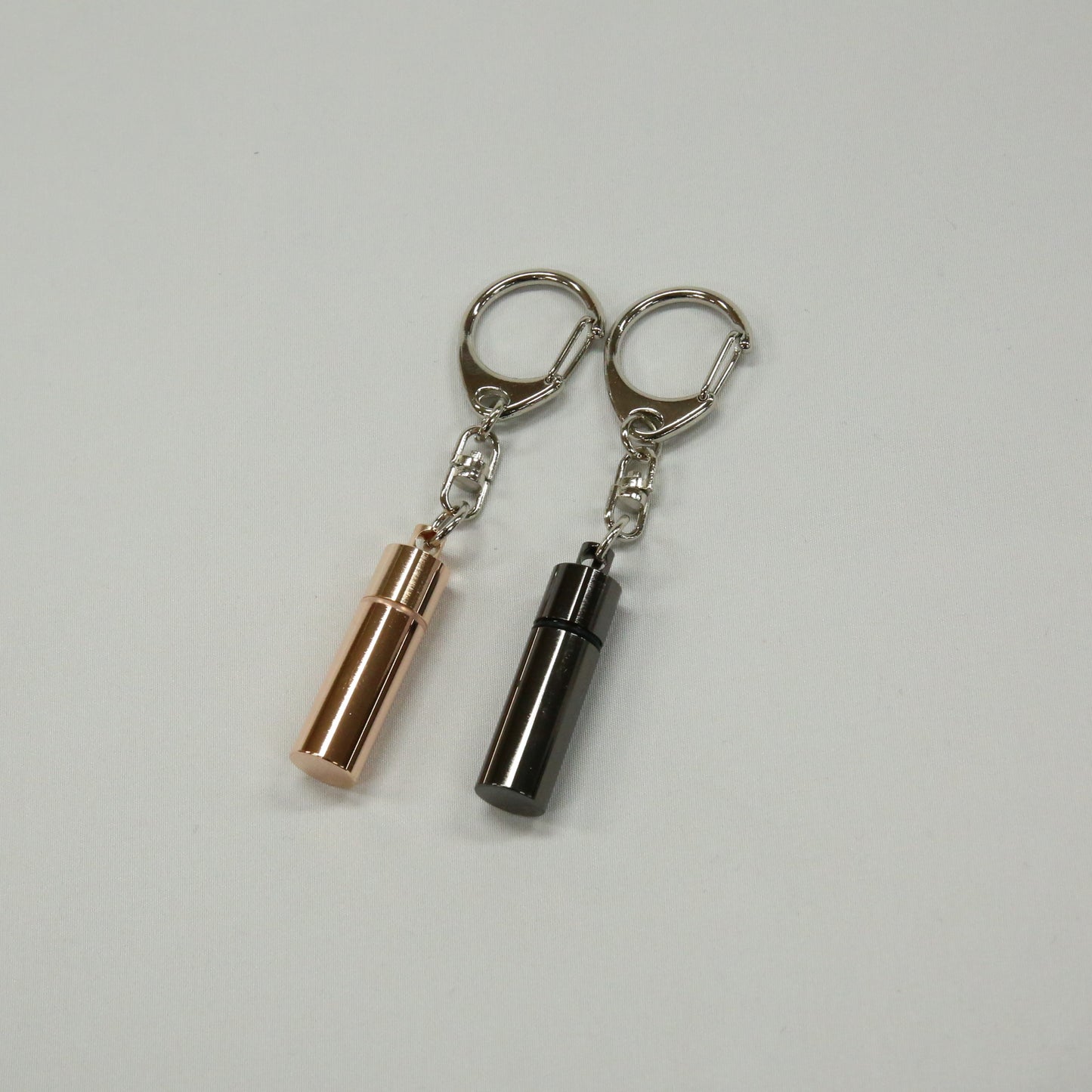 ステンレス製ペット遺骨キーホルダー ガラス管入り二重構造